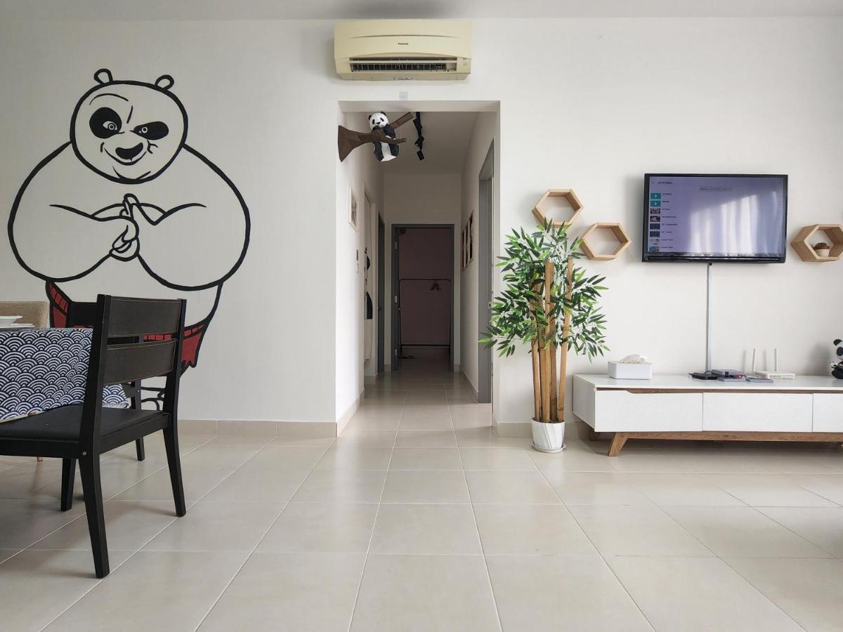 Teluk Panglima GarangNetflix Panda House 3B2R Rimbayu Kota Kemuning With Atari Gamesアパートメント エクステリア 写真