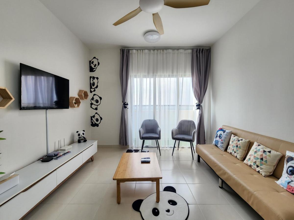 Teluk Panglima GarangNetflix Panda House 3B2R Rimbayu Kota Kemuning With Atari Gamesアパートメント エクステリア 写真